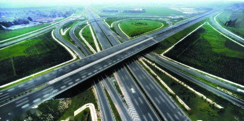 交通新基建 重塑未來(lái)出行，以智能賦能便捷、安全、高效新體驗(yàn)
